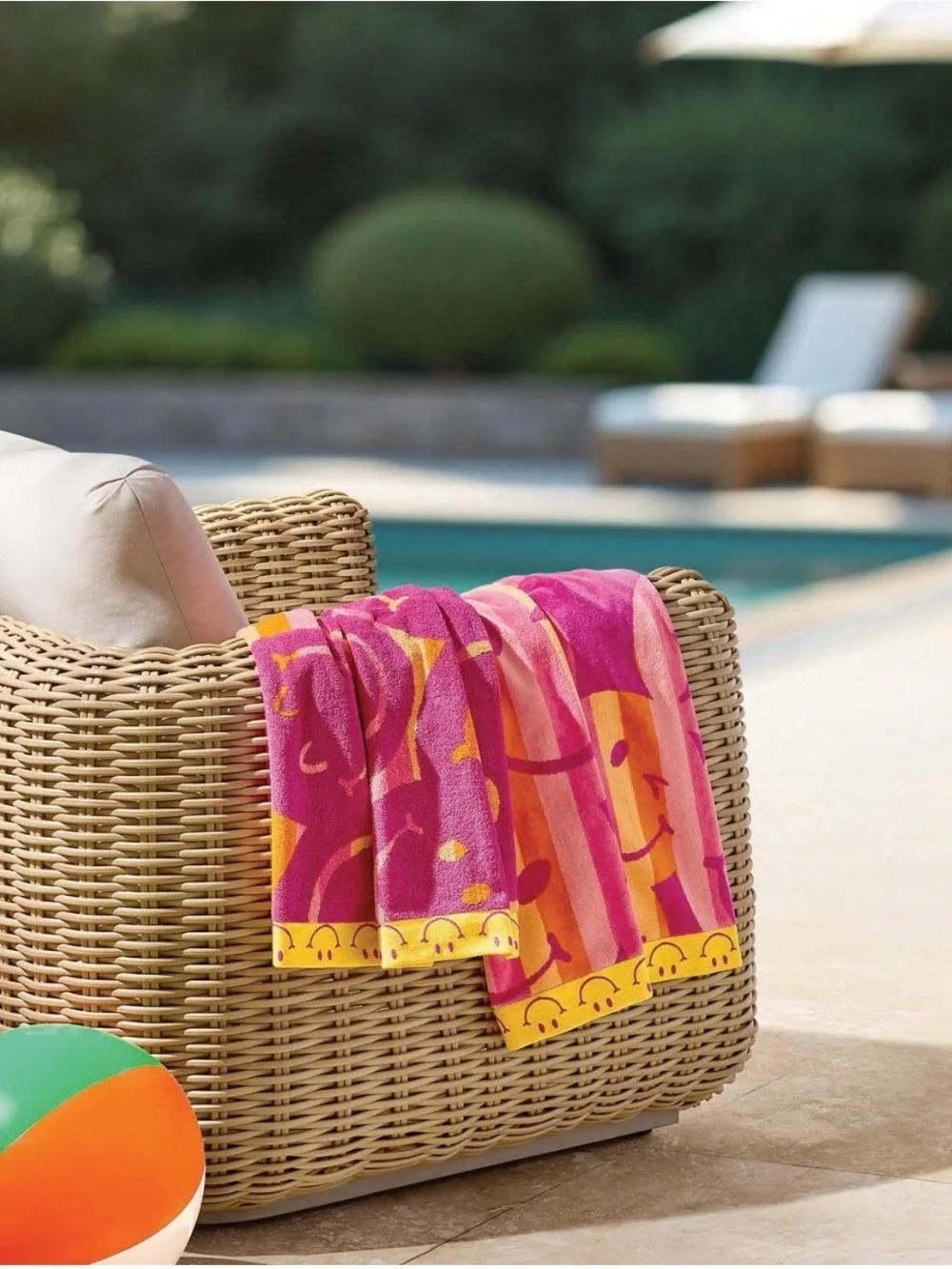 Kids Smiley Stripe Beach Towel - Pink & Orange